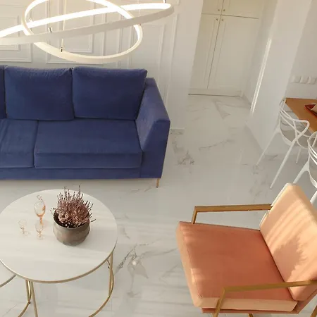 Pinehouse King ニキティ