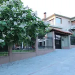 Pinehouse King ניקיטי